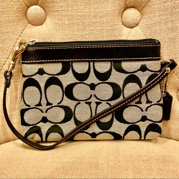 Coach Monogram Signature Wristlet - Picture 6 of 8